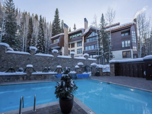 Golden Peak Ski in Ski Out Townhome